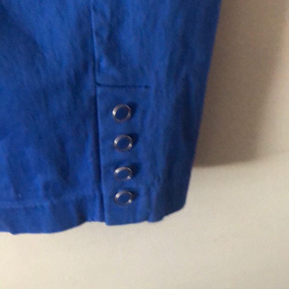 Capris - Picture 2 of 4
